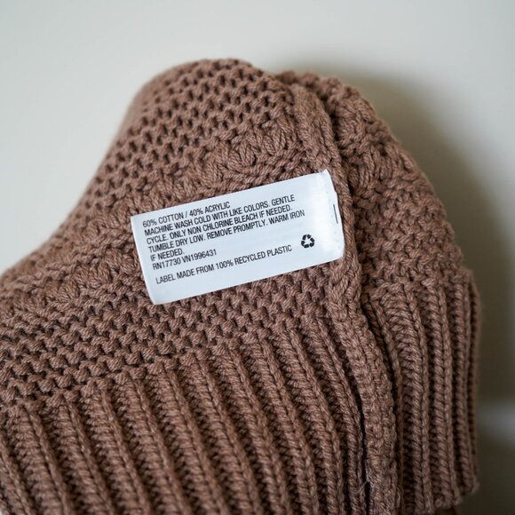 Universal Thread Cropped Sweater - Picture 2 of 6